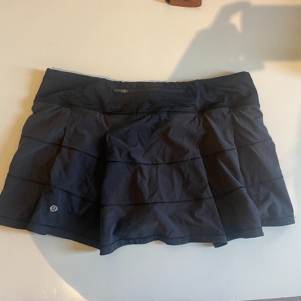 Black lululemon tennis skirt